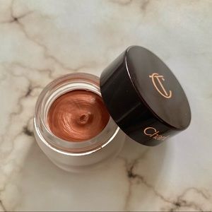 Charlotte Tilbury Eyes to Mesmerize Cream Eyeshadow in “Walk of No Shame”